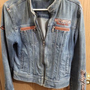 Woman's Harley Davidson Jean Jacket Sz Large